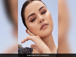 Monochrome Makeup Is The Season's Easiest Trend That You Need To Try ASAP Monochrome Makeup Is The Season's Easiest Trend That You Need To Try ASAP