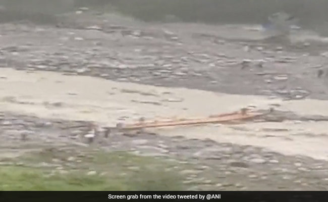 2 Drown In Manali As Himachal Sees Flash Flood, Rescue Operation On