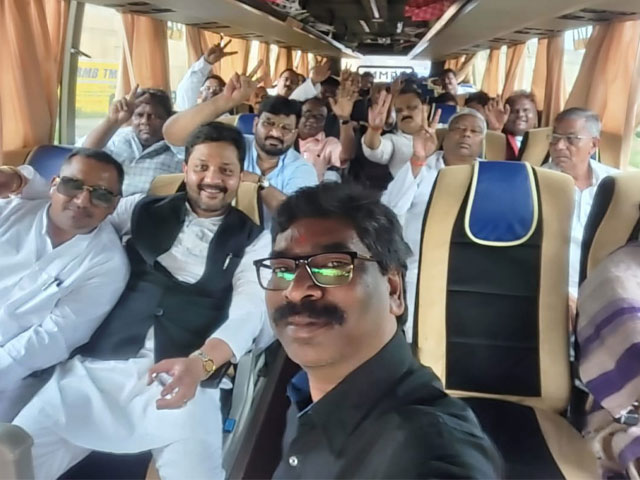 In Jharkhand Crisis, Team Soren's MLAs On The Move On Buses
