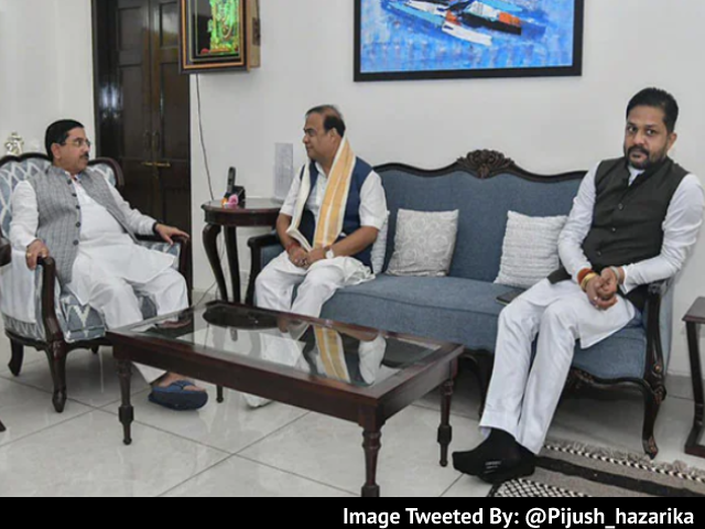 'Like Quattrocchi Filing Case Against Bofors': Himanta Sarma Jabs Congress