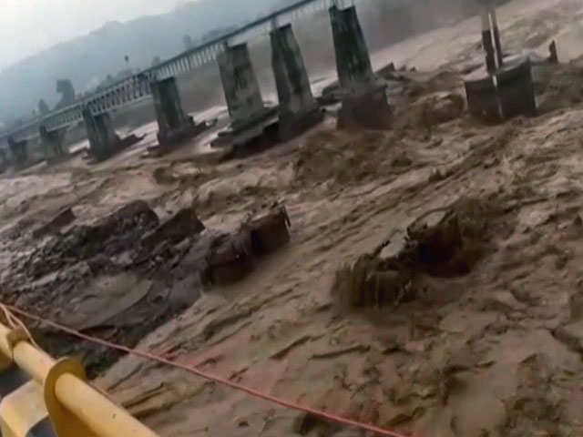 Orange Alert Issued In Himachal Pradesh For Next 12 Hours