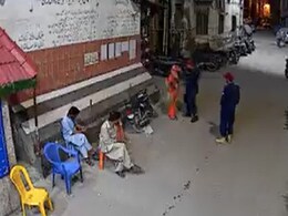 Pakistan Security Guard Kicks Pregnant Woman, Arrested After Video Goes Viral Pakistan Security Guard Kicks Pregnant Woman, Arrested After Video Goes Viral