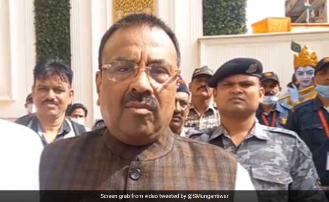 Use Vande Mataram While Answering Calls, Orders Maharashtra Minister