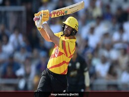 इंग्लिश बल्लेबाज ने काटा बबाल, 44 गेंद पर कूटे 98 रन, 9 छक्के जमाकर लूटी महफिल इंग्लिश बल्लेबाज ने काटा बबाल, 44 गेंद पर कूटे 98 रन, 9 छक्के जमाकर लूटी महफिल