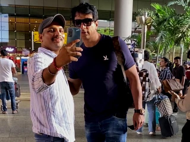 Sonu Sood Poses With Fans At Airport
