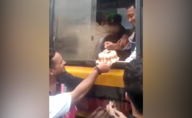 Video Of Prisoner Cutting Cake In Maharashtra Police Van Triggers Probe