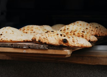 Watch: How To Make The Classic Mediterranean Pita Bread At Home Watch: How To Make The Classic Mediterranean Pita Bread At Home