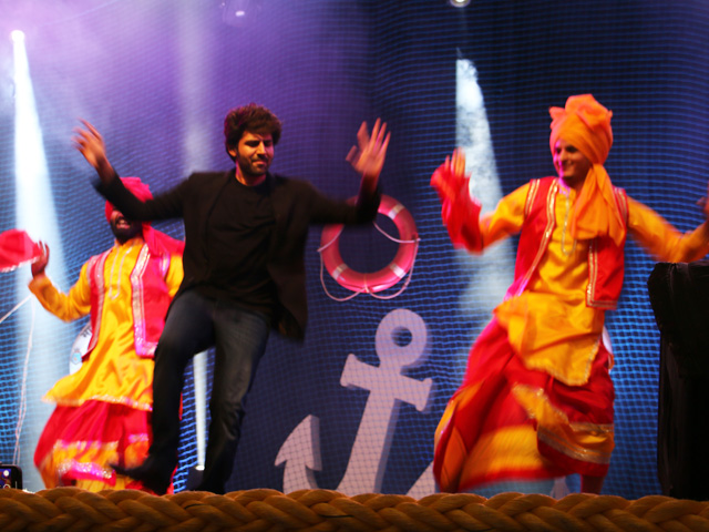 Watch Kartik Aaryan's <i>Bhangra</i> Moves On A Navy Ship