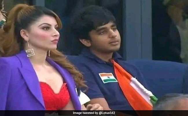 Asia Cup 2022: भारत-पाकिस्तान के मैच के बीच सोशल मीडिया पर ट्रेंड करने लगीं उर्वशी रौतेला, जानें क्या है वजह