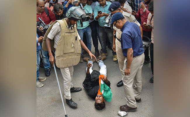 Video: Bihar Bureaucrat Drags, Thrashes Job Aspirant Holding National Flag