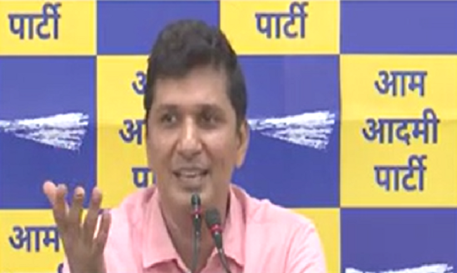 AAP का दावा - दिल्ली में BJP का 'ऑपरेशन लोटस' फेल