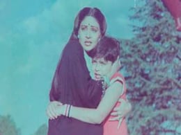 रति अग्निहोत्री के साथ फोटो में दिख रहा यह बच्चा एक समय फिल्मों में मचा चुका है धूम, ग्रीन आखों पर खूब मरती थीं हसीनाएं रति अग्निहोत्री के साथ फोटो में दिख रहा यह बच्चा एक समय फिल्मों में मचा चुका है धूम, ग्रीन आखों पर खूब मरती थीं हसीनाएं