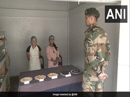 भारतीय सेना ने अरुणाचल प्रदेश में महिलाओं के लिए खोली बेकरी शॉप, सशक्त बनाना है लक्ष्य भारतीय सेना ने अरुणाचल प्रदेश में महिलाओं के लिए खोली बेकरी शॉप, सशक्त बनाना है लक्ष्य