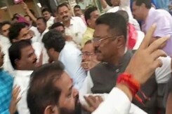 Watch: Tussle In Assembly Between Sena's Eknath Shinde Camp, Opposition Watch: Tussle In Assembly Between Sena's Eknath Shinde Camp, Opposition