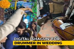 Watch: Man Gives Shagun To Wedding Drummer Through Paytm, Internet In Splits Watch: Man Gives Shagun To Wedding Drummer Through Paytm, Internet In Splits