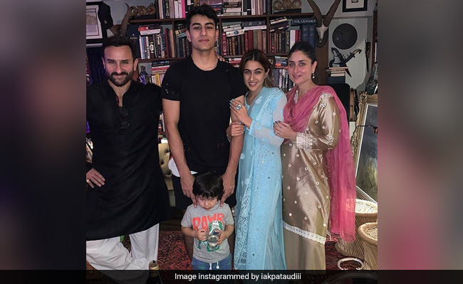 <i>Koffee With Karan 7</i>: Kareena Kapoor Recalls Little Sara Ali Khan's Fangirl Moment On <i>K3G</i> Set