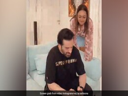 रक्षाबंधन पर भाई से तगड़ा गिफ्ट लेना चाहती हैं सोनाक्षी सिन्हा, ठगने की है पूरी प्लानिंग, देखें मजेदार Video रक्षाबंधन पर भाई से तगड़ा गिफ्ट लेना चाहती हैं सोनाक्षी सिन्हा, ठगने की है पूरी प्लानिंग, देखें मजेदार Video