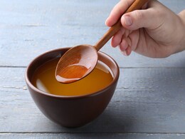 Ghee benefits : घी नाक में डालने से मिलते हैं कई फायदे, यहां जानिए कैसे करें इसका इस्तेमाल Ghee benefits : घी नाक में डालने से मिलते हैं कई फायदे, यहां जानिए कैसे करें इसका इस्तेमाल