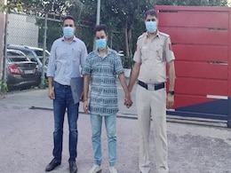 कबड्डी खिलाड़ी, मर्चेंट नेवी का पूर्व नाविक और डिस्क जॉकी गिरफ्तार, विदेश भेजने नाम पर लोगों से कर रहे थे ठगी कबड्डी खिलाड़ी, मर्चेंट नेवी का पूर्व नाविक और डिस्क जॉकी गिरफ्तार, विदेश भेजने नाम पर लोगों से कर रहे थे ठगी