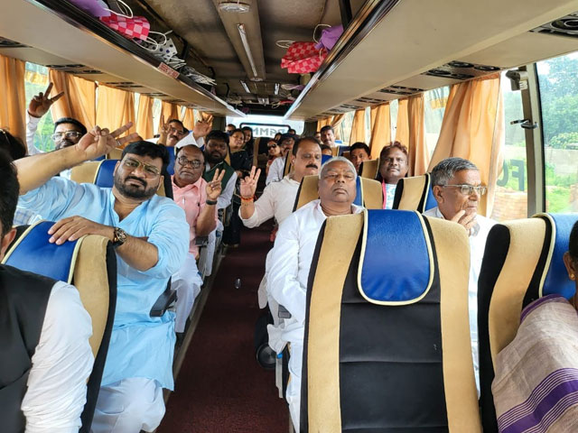 Crisis In Jharkhand: Hemant Soren's Government Faces The Threat Of Disqualification