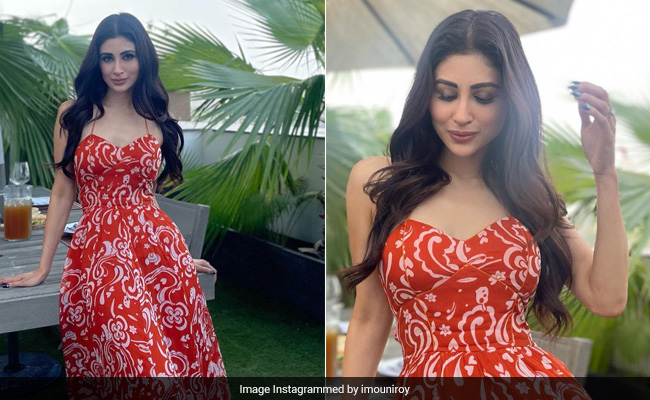 Mouni Roy's Days In Dubai Passes By Beautifully In Long Flowy Maxi Dresses