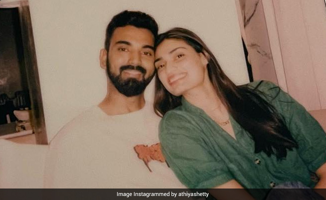 Suniel Shetty Reveals When Daughter Athiya And Her Boyfriend KL Rahul Will Get Married