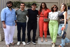 Hrithik Roshan And Sussanne Khan's Lunch Date With Sonali Bendre-Goldie Behl Hrithik Roshan And Sussanne Khan's Lunch Date With Sonali Bendre-Goldie Behl