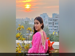 Sara Ali Khan के कुर्ते हैं बेहद स्टाइलिश, आप भी करें इस फेस्टिव सीजन ट्राई Sara Ali Khan के कुर्ते हैं बेहद स्टाइलिश, आप भी करें इस फेस्टिव सीजन ट्राई