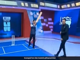 Watch: Kris Srikkanth Accidentally Hits Hemang Badani During Asia Cup Commentary Watch: Kris Srikkanth Accidentally Hits Hemang Badani During Asia Cup Commentary