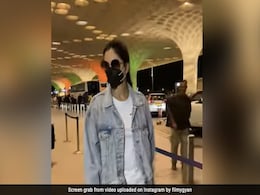 Viral Video: एयरपोर्ट पर ढीले-ढाले कपड़ों में स्पॉट हुईं कैटरीना कैफ, फैन्स ने पूछा- प्रेग्नेंट हो क्या? Viral Video: एयरपोर्ट पर ढीले-ढाले कपड़ों में स्पॉट हुईं कैटरीना कैफ, फैन्स ने पूछा- प्रेग्नेंट हो क्या?