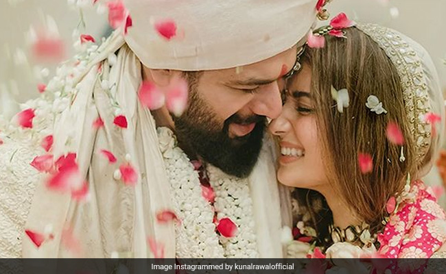 Malaika Arora, Rhea Kapoor Wish Newlyweds Arpita Mehta And Kunal Rawal