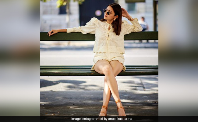 Anushka Sharma Decodes Her TGIF Mood In This Pic