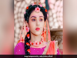 'राधा कृष्ण' सीरियल की राधा उर्फ मल्लिका रियल लाइफ में हैं बेहद स्टाइलिश, PHOTO देख फैन्स बोले- आपने तो बॉलीवुड को भी फेल कर दिया 'राधा कृष्ण' सीरियल की राधा उर्फ मल्लिका रियल लाइफ में हैं बेहद स्टाइलिश, PHOTO देख फैन्स बोले- आपने तो बॉलीवुड को भी फेल कर दिया