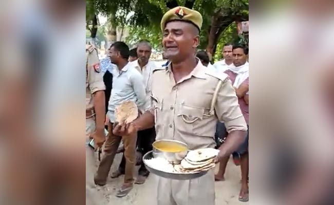 ख़राब खाना को देखकर रोने लगा ये जवान, कहा- 12 घंटे ड्यूटी करो और मिले जानवरों जैसा खाना’