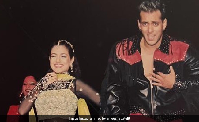 Ameesha Patel Dances With Salman Khan In This Throwback Pic From US Tour