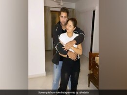 रश्मि देसाई के साथ डांस करते वक्त आखिर  क्यों दिखा राजीव आदातिया का एंग्री बर्ड लुक रश्मि देसाई के साथ डांस करते वक्त आखिर  क्यों दिखा राजीव आदातिया का एंग्री बर्ड लुक