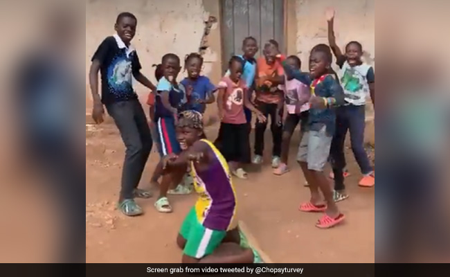Viral Video: African Dancers Give Energetic Performance On <i>'Kaala Chashma'</i>, Win Internet