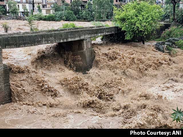 31 Dead As Heavy Rain Causes Flash Floods, Landslides In Several States
