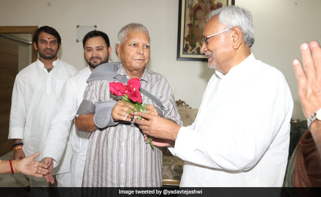 What Nitish Kumar Said On Reunion With Lalu Yadav In Patna Last Night