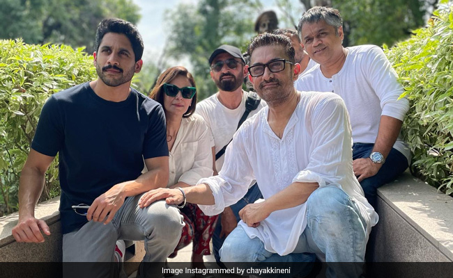 <i>Laal Singh Chaddha</i>: Aamir Khan, Naga Chaitanya And Mona Singh Visit The National War Memorial