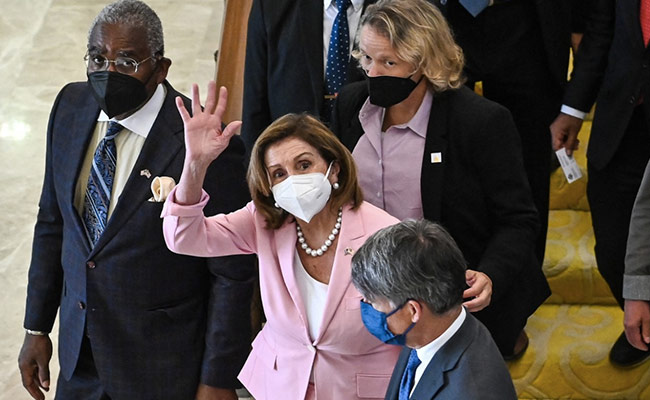 China की चेतावनी : अगर Taiwan पहुंचीं अमेरिकी संसद की स्पीकर Nancy Pelosi  तो US कीमत चुकाएगा