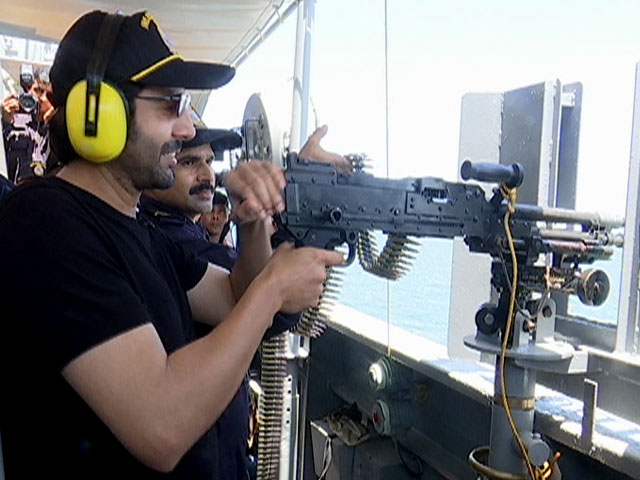 Kartik Aaryan Shoots In Mumbai, But With A Twist