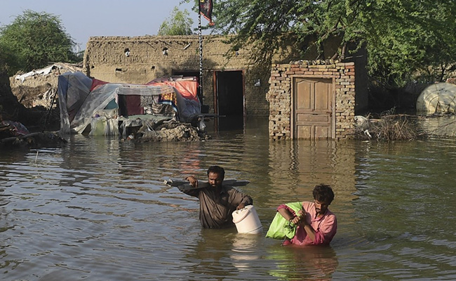 Pakistan Gets Pledges Of $8.57 Billion For Flood Recovery
