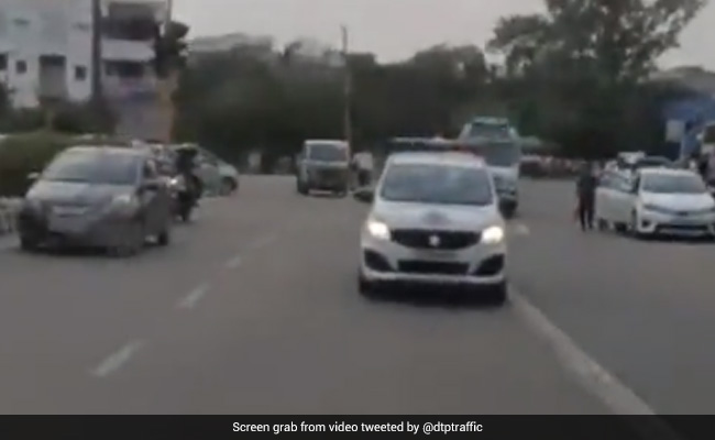 Watch: How Delhi Cops Sent Heart From One Hospital To Another In 4 Minutes