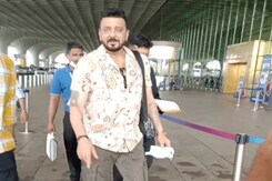 Sanjay Dutt Spotted At Airport Sanjay Dutt Spotted At Airport
