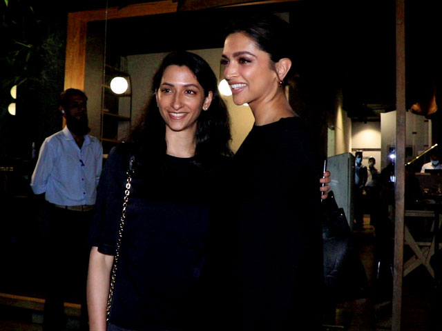 Deepika Padukone And Sister Anisha's Dinner Date