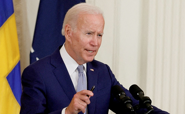 US Announces 'Severe' Sanctions On Russia Over Annexations