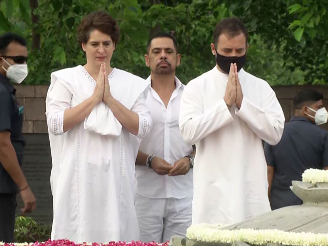 Rahul Gandhi, Priyanka Gandhi Pay Homage to Rajiv Gandhi On His Birth Anniversary