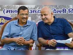 BJP vs AAP Over Arvind Kejriwal&#039;s &quot;High-End&quot; Mobile Phones