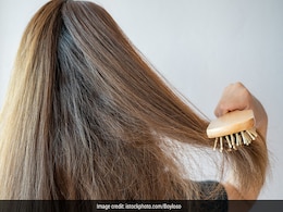 बालों को कैसे सुलझाएं कि एक भी बाल न टूटे, झाड़ू जैसे बालों को मुलायम कर देंगे ये रामबाण उपाय बालों को कैसे सुलझाएं कि एक भी बाल न टूटे, झाड़ू जैसे बालों को मुलायम कर देंगे ये रामबाण उपाय